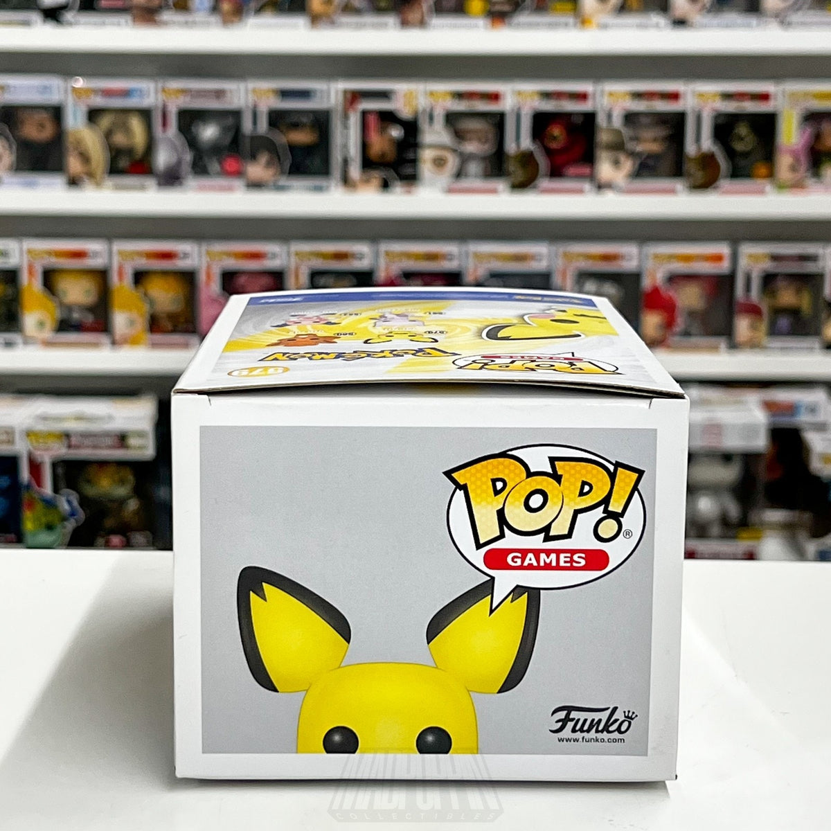 Funko Pop Games Pokemon Pichu Flocked WonderCon 579 Official Sticker TCG Figure