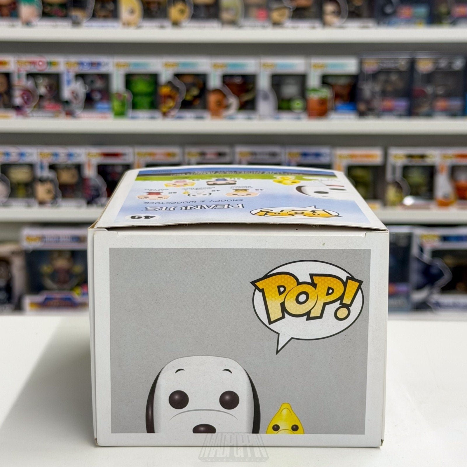 Funko Pop Peanuts Snoopy & Woodstock 49 Cartoon Comic Beagle Dog Vinyl Figure