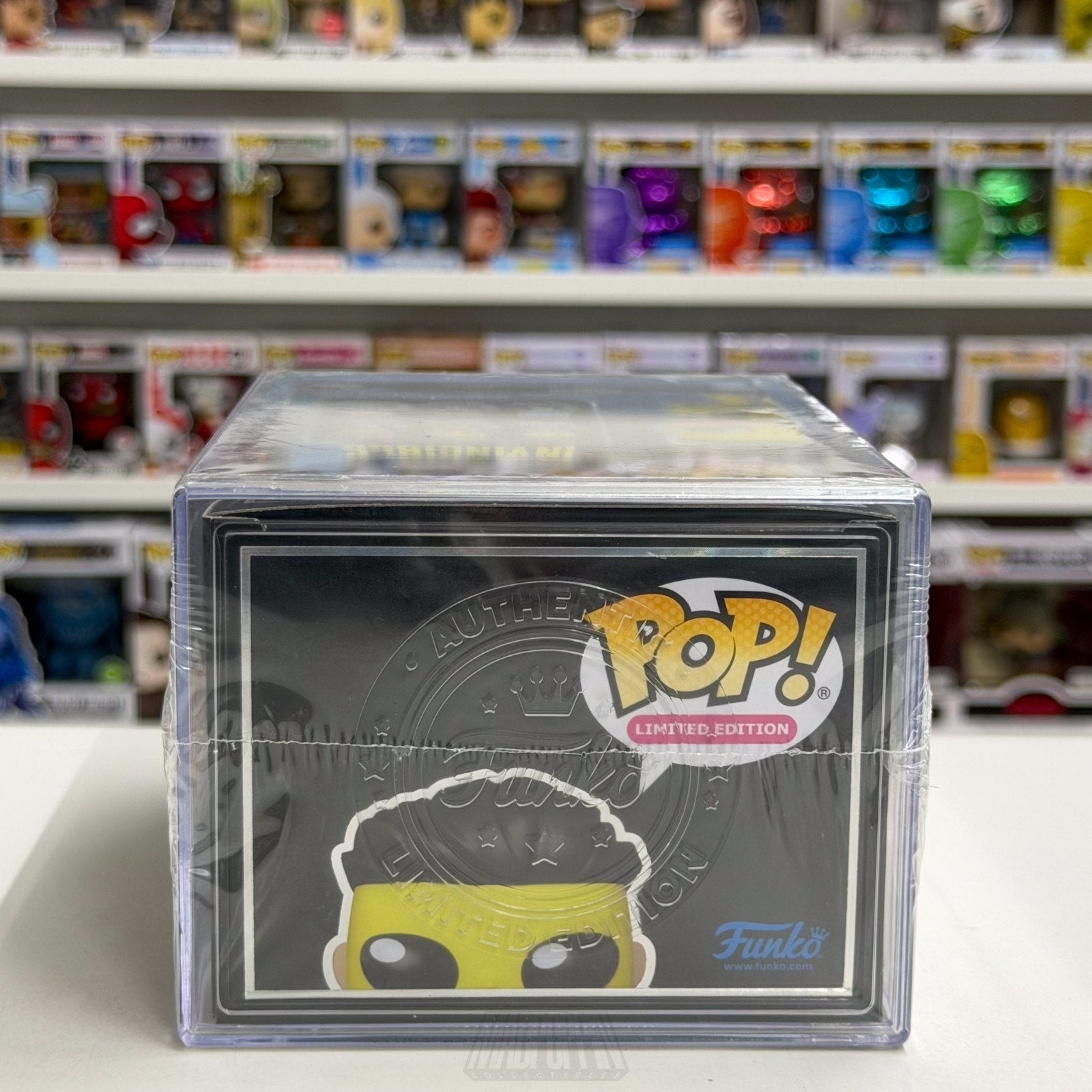 Funko Pop Invincible Capevincible 2453 SDCC 2026 LE 1000 OFFICIAL CON STICKER