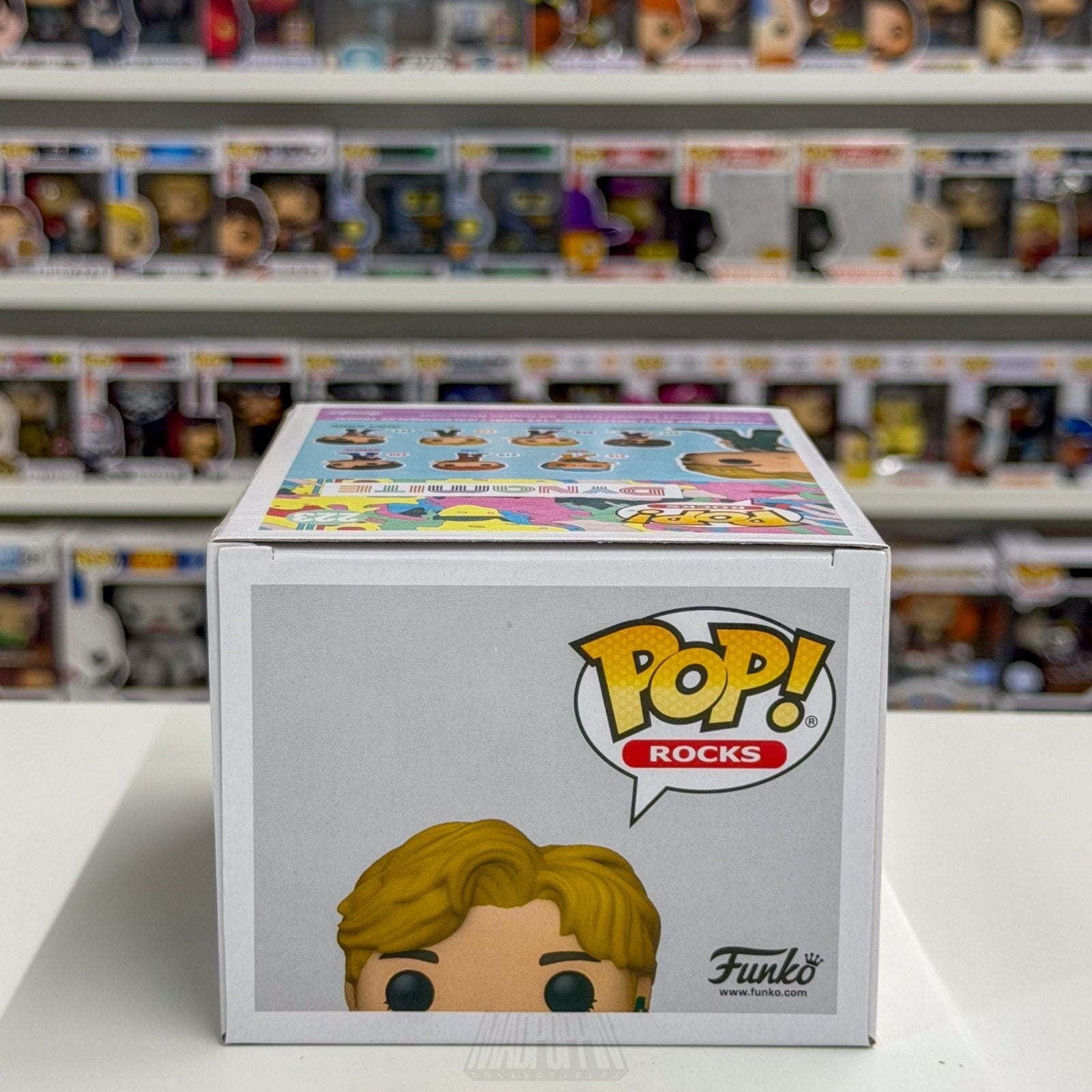 Funko Pop Rocks BTS Dynamite V 223 Bangtan Boy Band Korean K-Pop Vinyl Figure