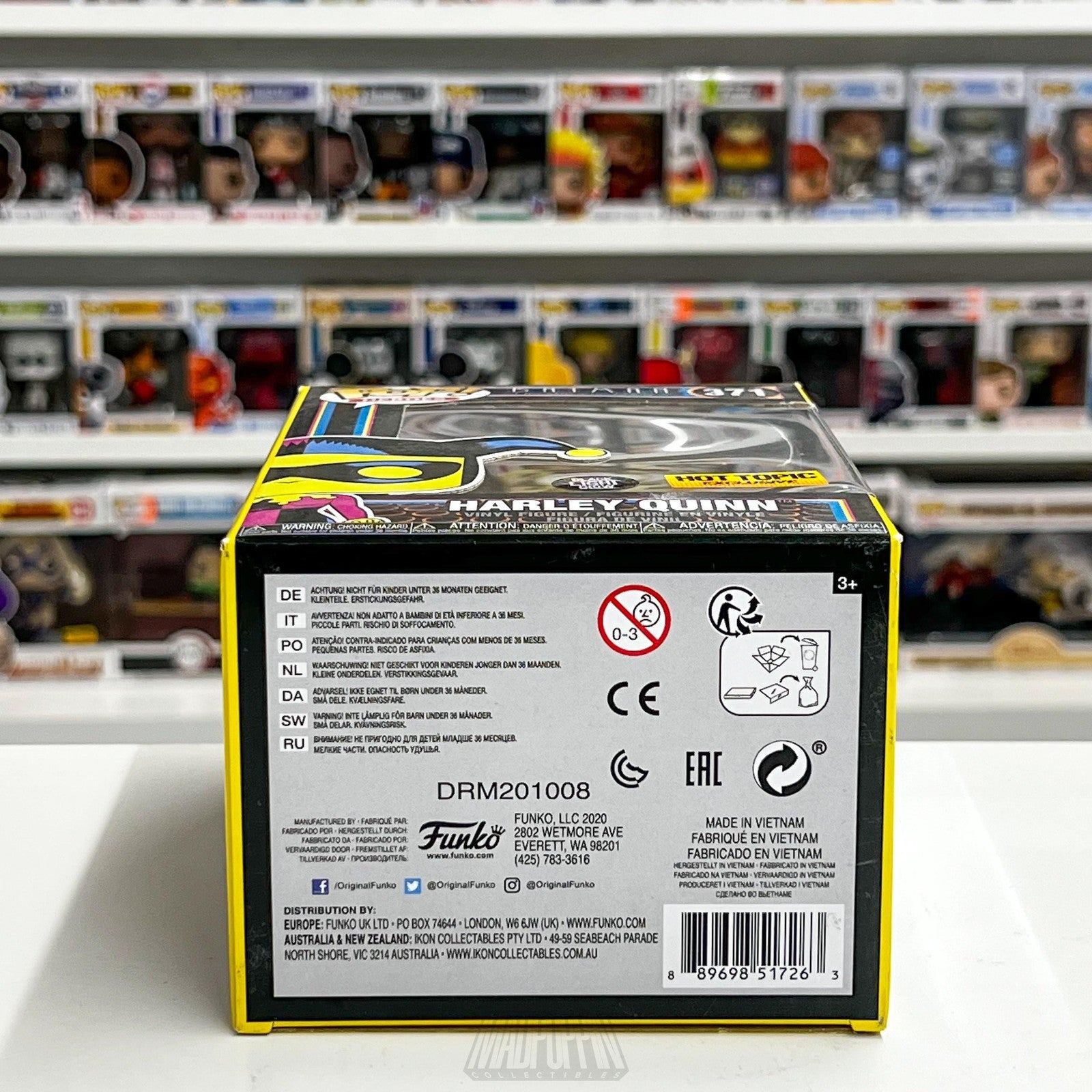 Funko Pop Harley Quinn 371 Batman Animated Black Light Glow Hot Topic Exclusive
