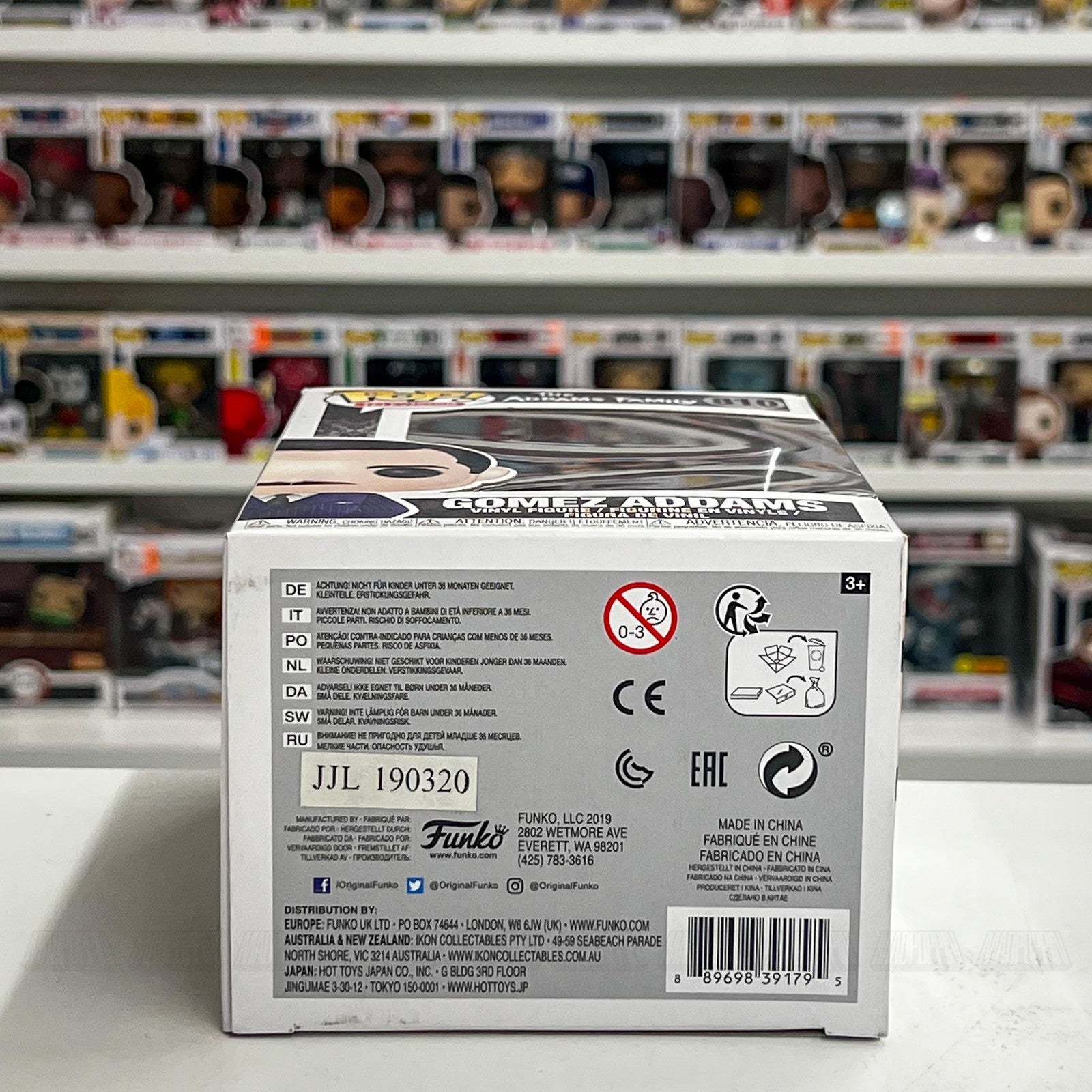 Funko Pop Television Gomez Addams Family Vinyl Figure 810 TV Collectible New