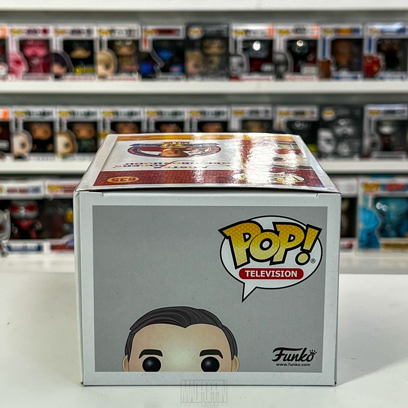 Funko Pop TV Mister Rogers Neighborhood w/Puppet Barnes & Noble Red Sweater 635