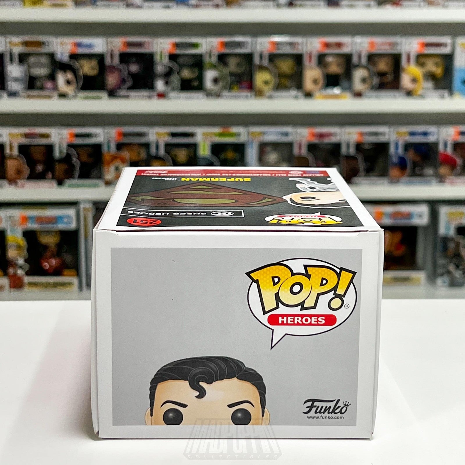 Funko Pop DC Super Heroes 251 Superman Flashpoint Hot Topic Chase Glow Toy NIB