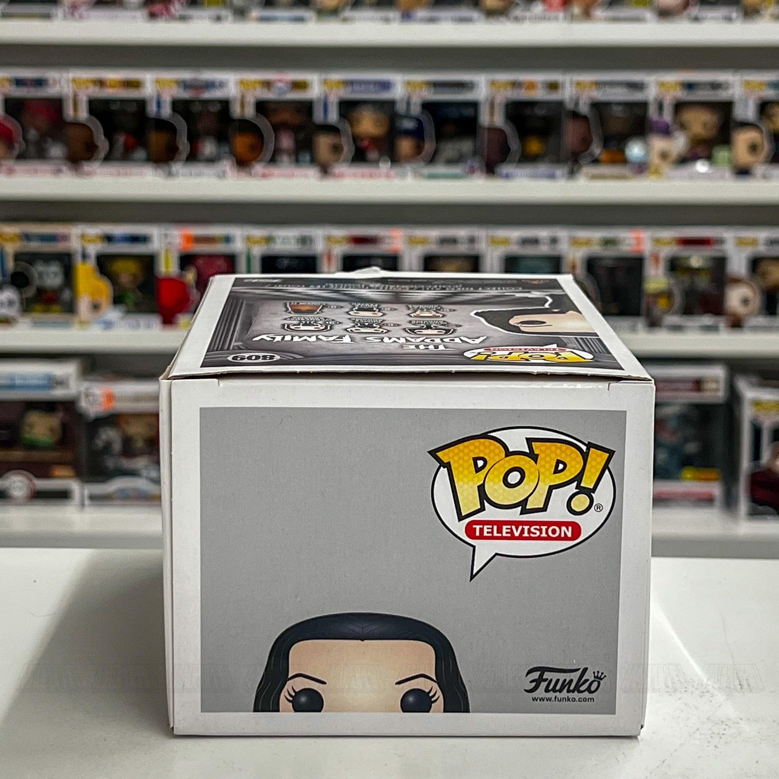 Funko Pop Television Morticia Addams Family 809 Vinyl Figure New Collectible