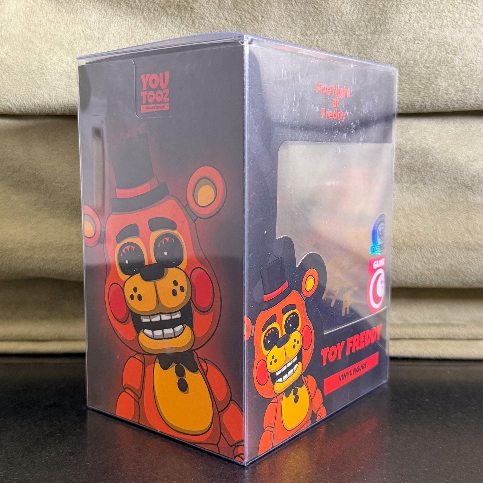 Youtooz Five Nights at Freddys Toy Glow IT'SUGAR SDCC 2026 Signed Kellen Goff