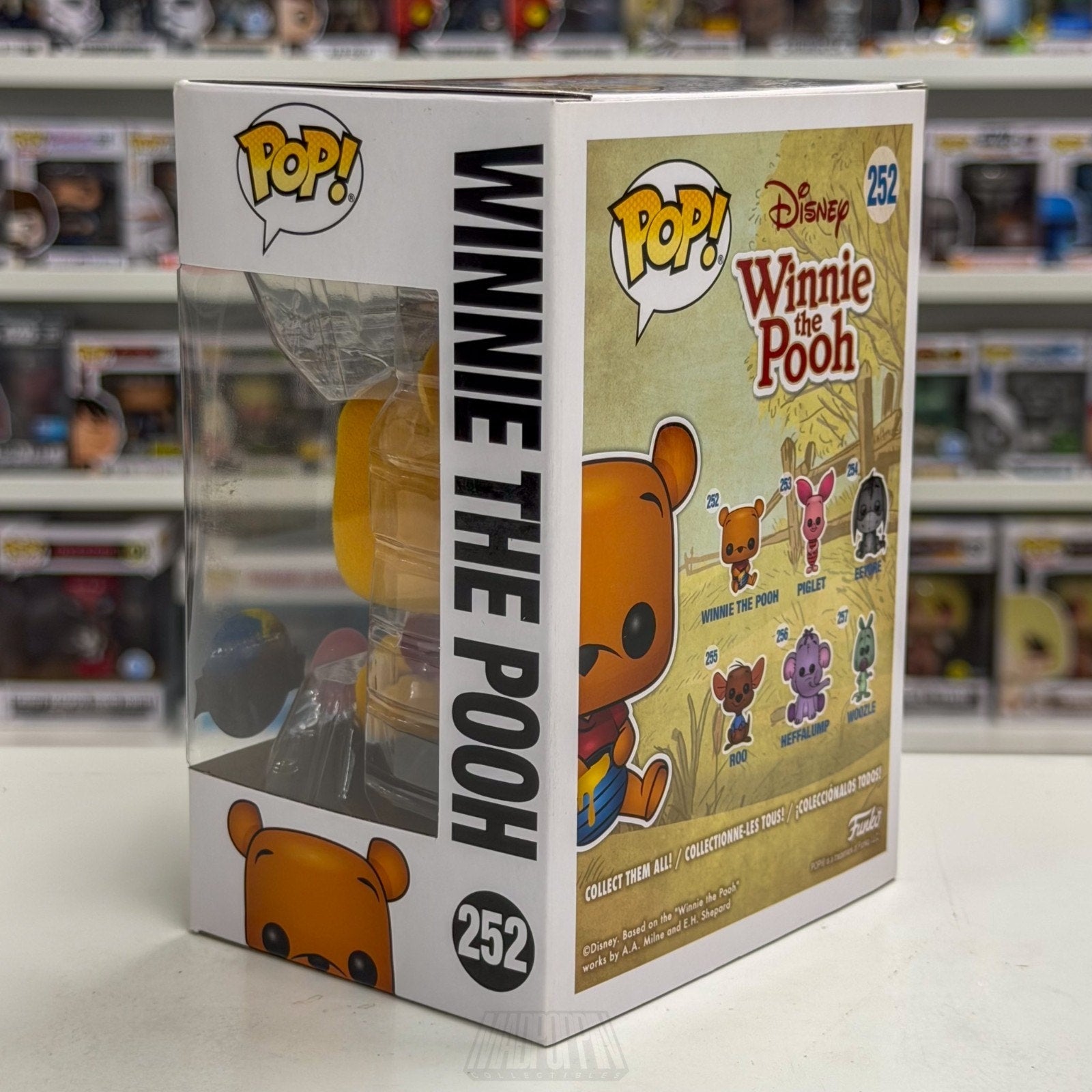 Funko Pop Disney Winnie The Pooh Sitting Flocked Special Edition 252 Bear Figure
