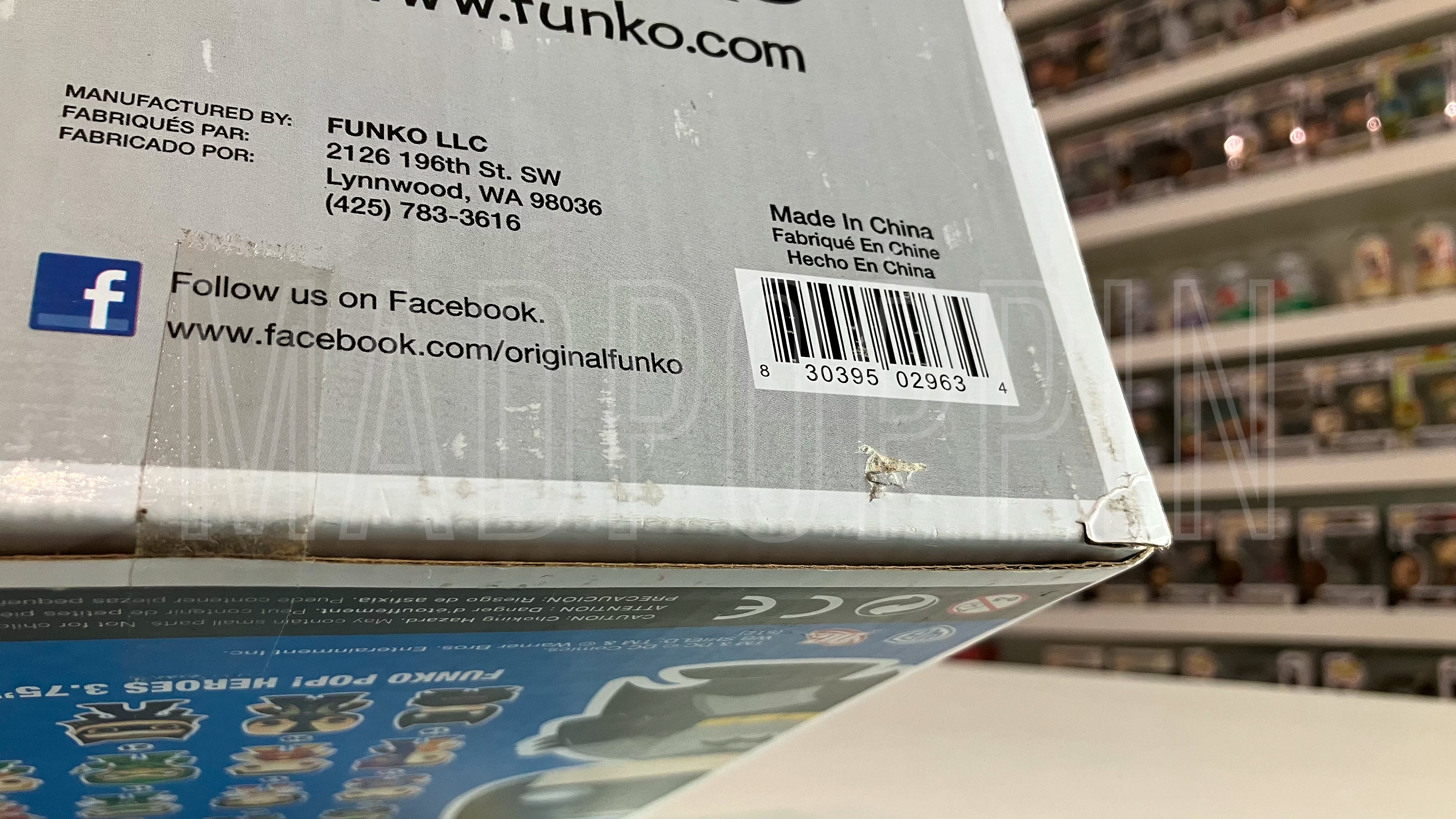 Funko POP! Heroes DC Universe Batman Giant 9 Inch Jumbo Vaulted