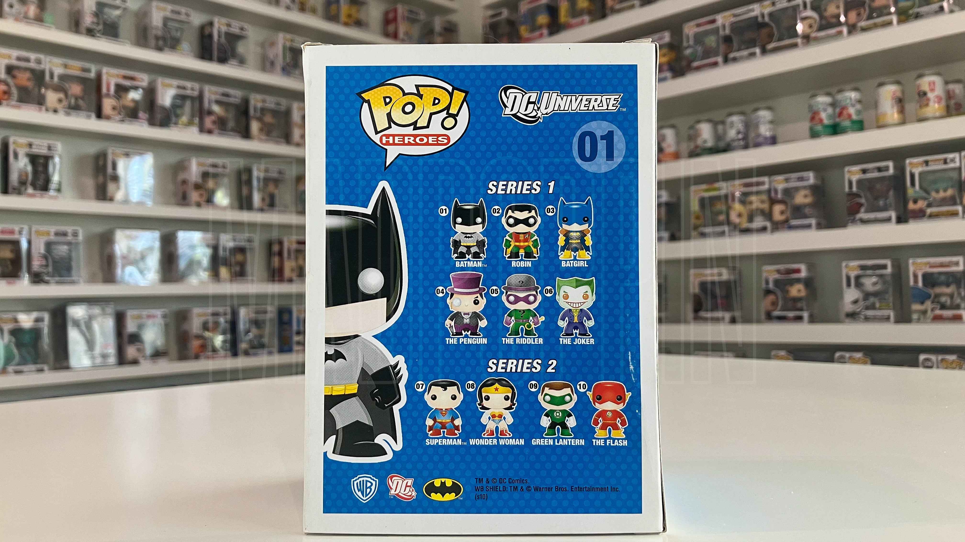 Funko Pop DC Universe Batman Yellow Symbol Error Vaulted 01