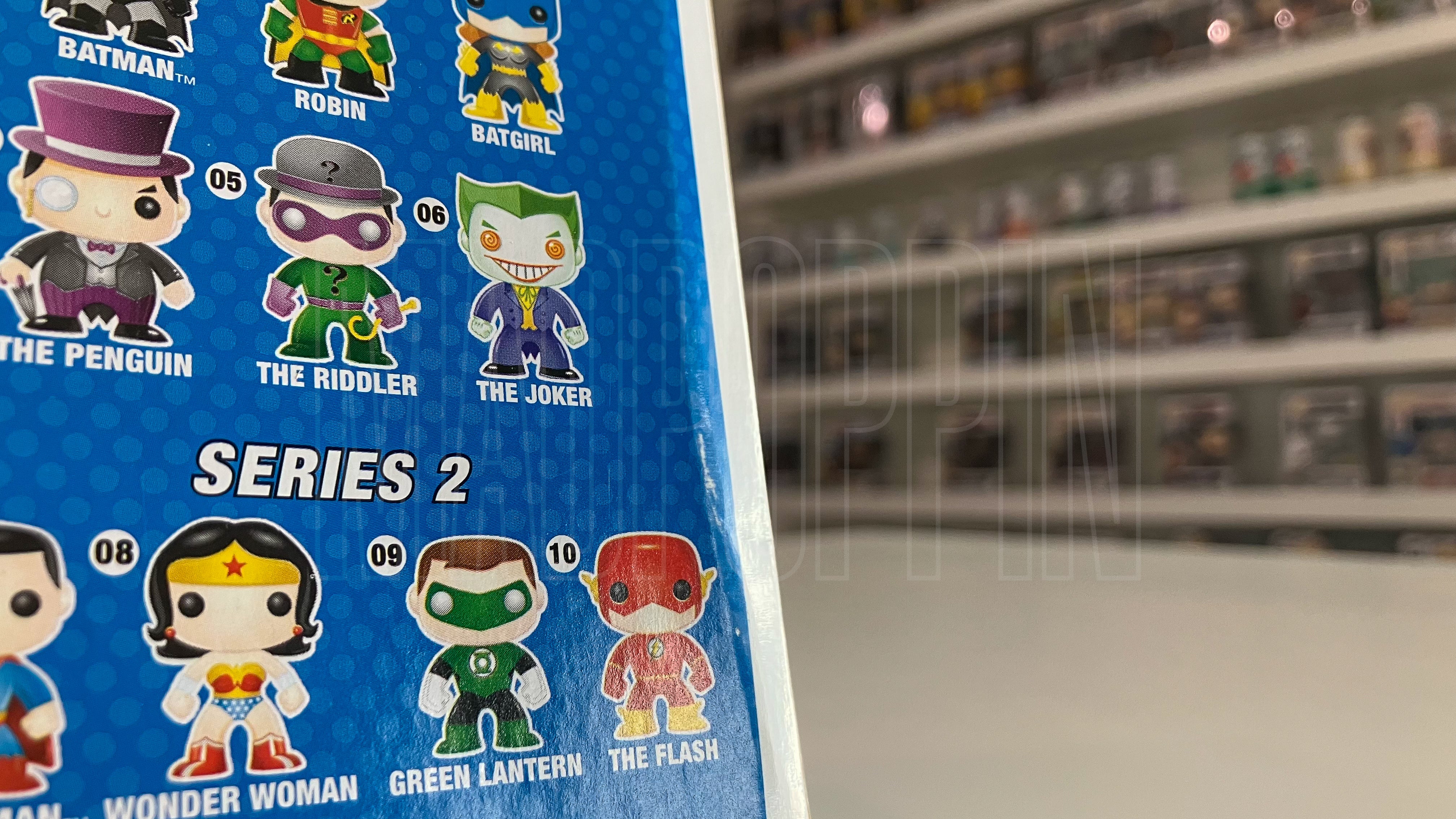 Funko Pop DC Universe Batman Yellow Symbol Error Vaulted 01