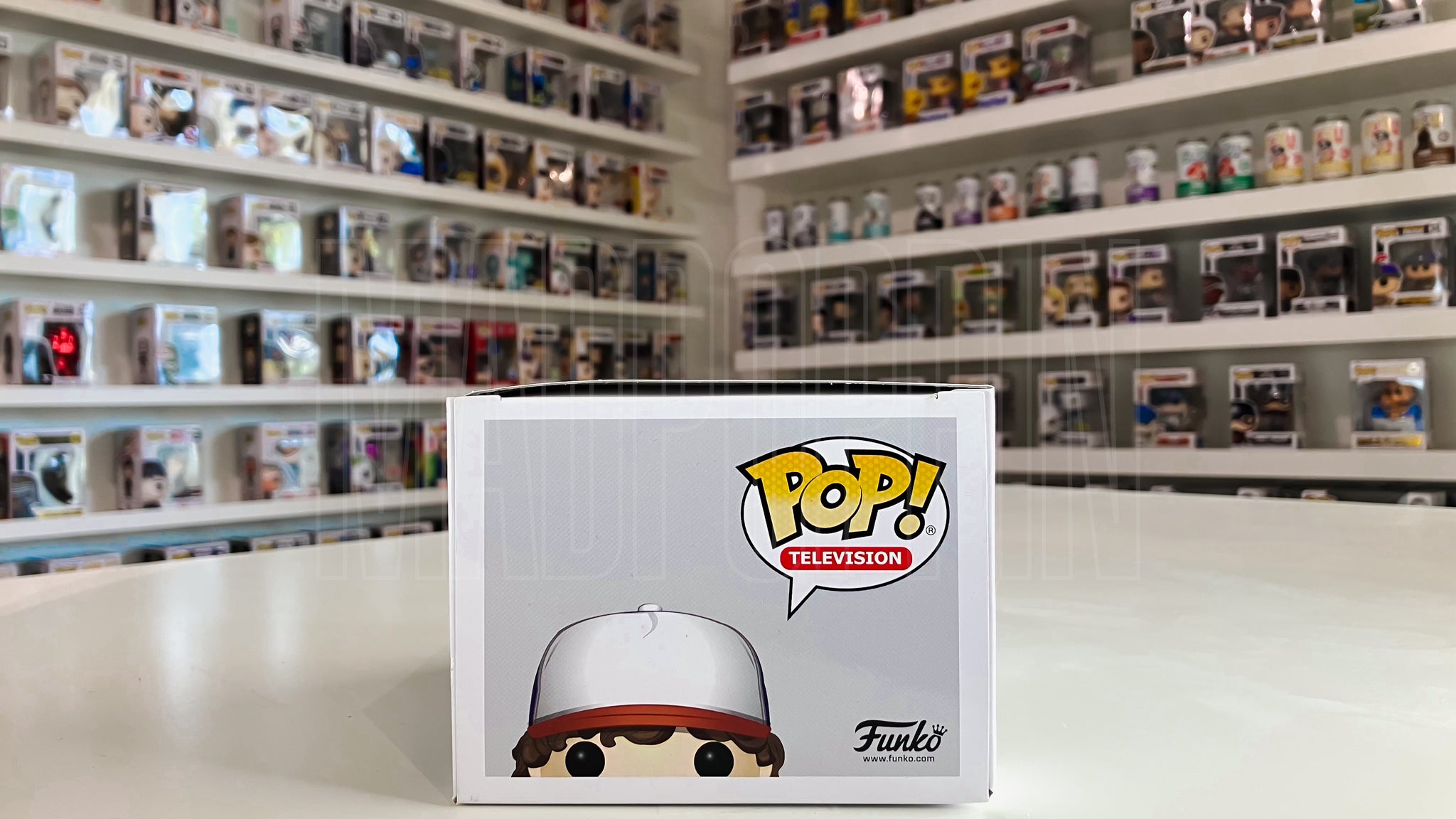 Funko Pop TV Netflix Original Series Stranger Things Dustin Vaulted 424