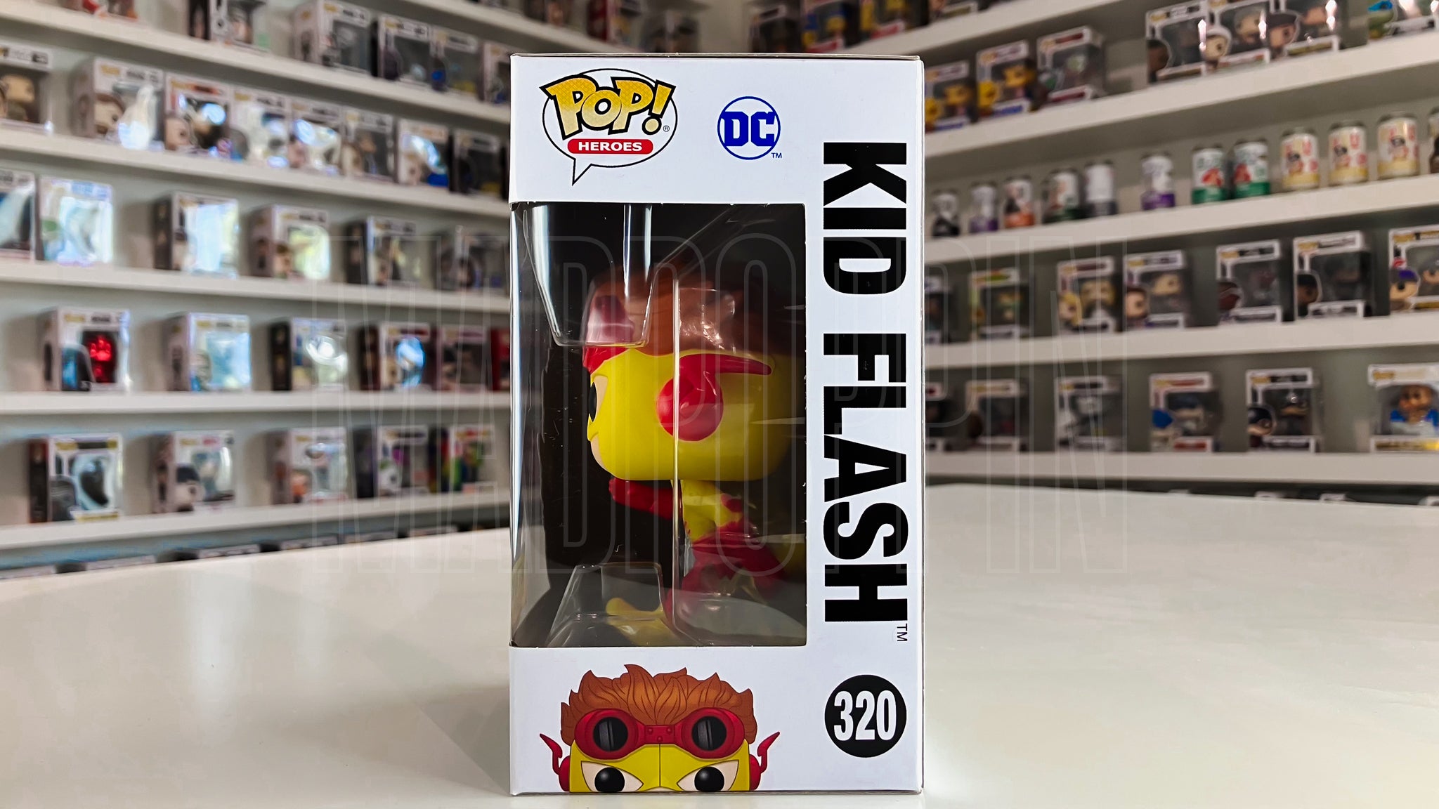 Funko Pop DC Super Heroes Kid Flash Young Justice Hot Topic Exclusive 320
