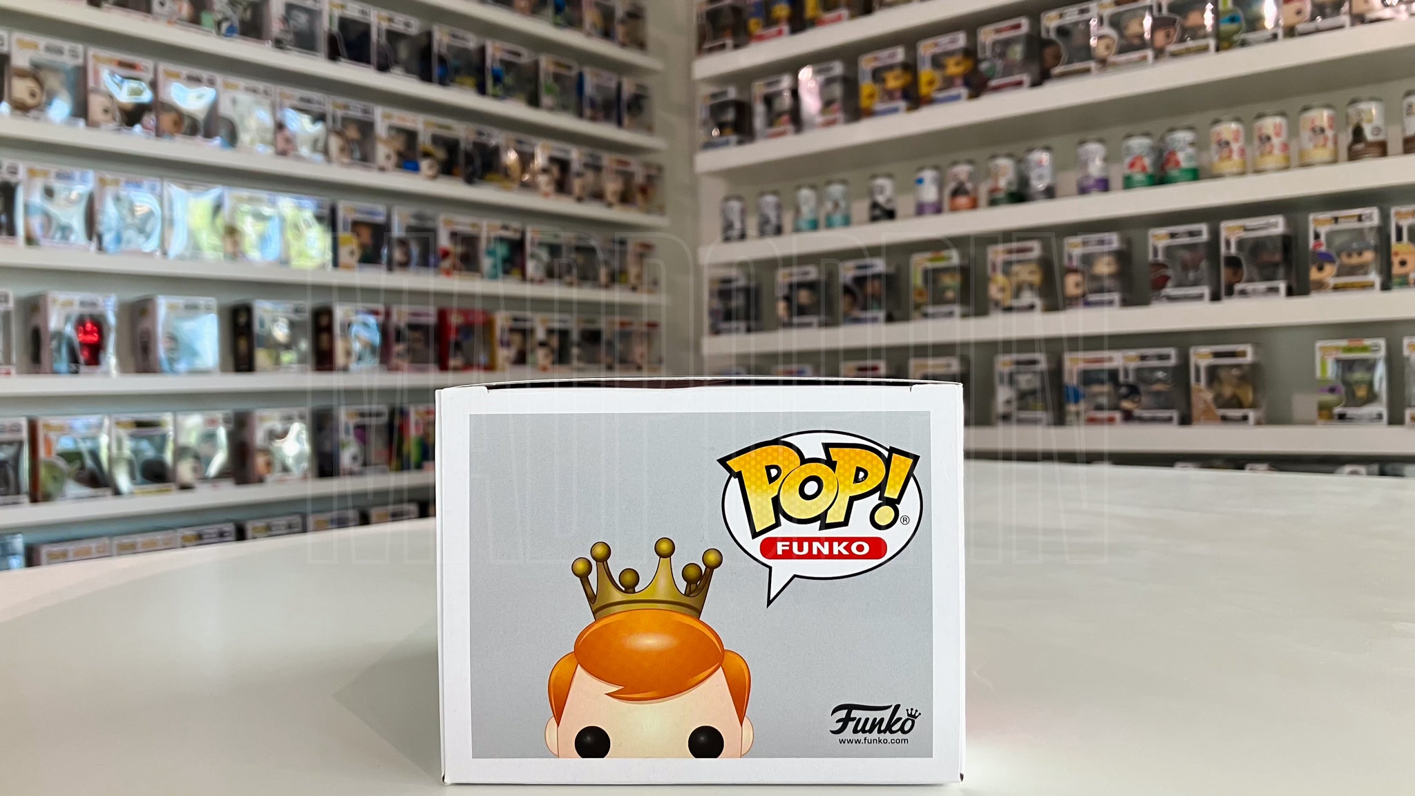 Funko Pop Fundays Freddy Funko Pink Chrome 1000 pcs San Diego Comic Con SE