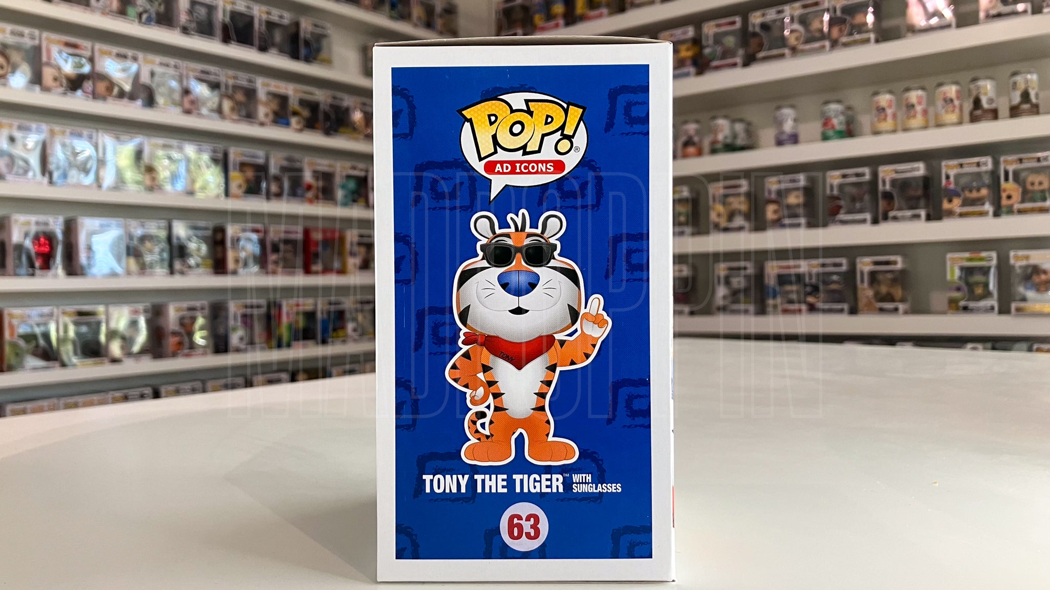 Funko Pop Kellog's Frosted Flakes Tony the Tiger with Sunglasses Funko Hollywood Exclusive 63