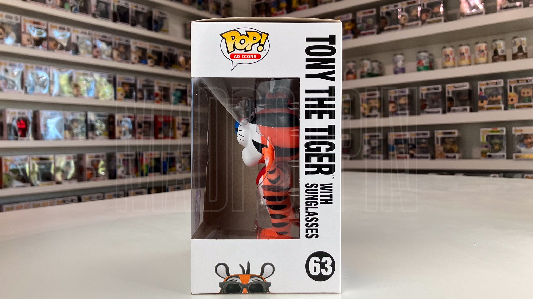 Funko Pop Kellog's Frosted Flakes Tony the Tiger with Sunglasses Funko Hollywood Exclusive 63