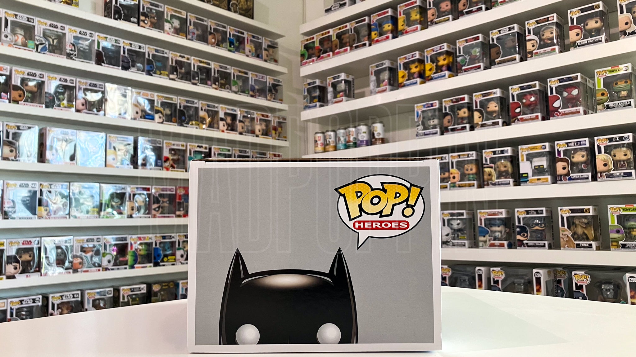Funko Pop Heroes DC Universe Batman Blue Giant 9 Inch Chase PopLife Sticker