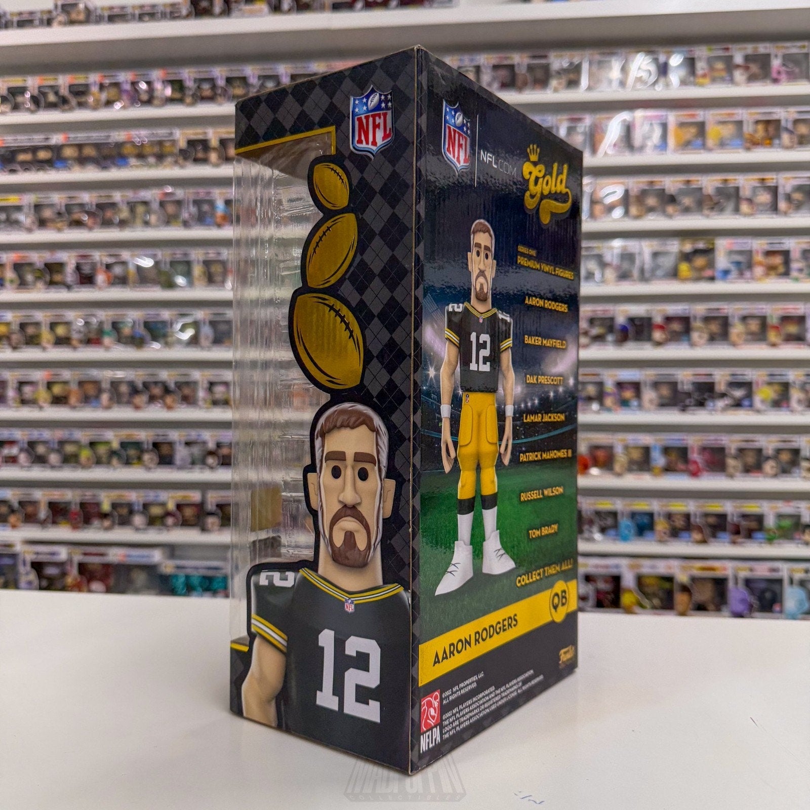 Funko Gold NFL Football Packers Aaron Rodgers Chase 12 Inch Premium Vinyl Figure