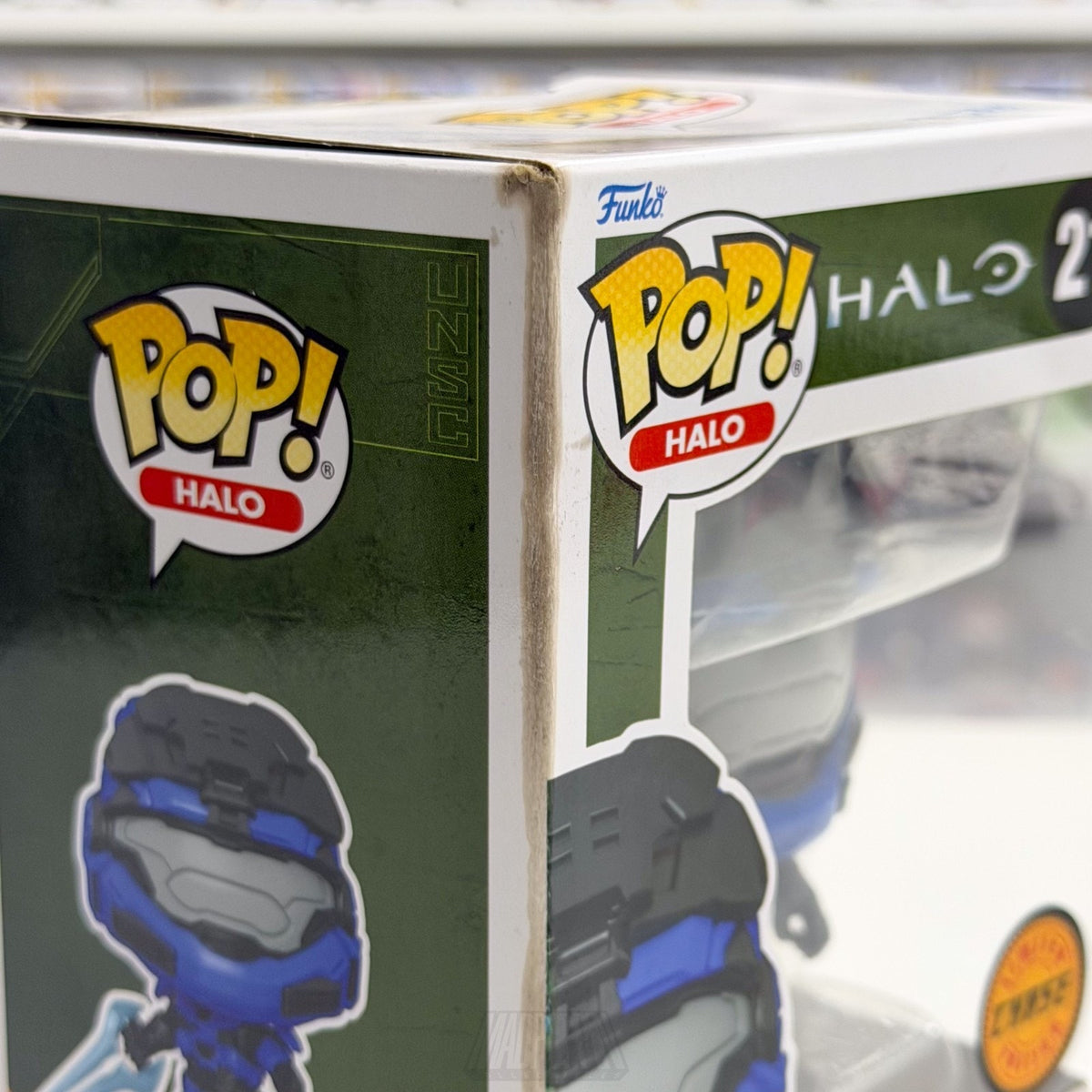 Funko Pop Games Halo Spartan Mark V B w/Energy Sword Chase 21 Toy Vinyl Figure
