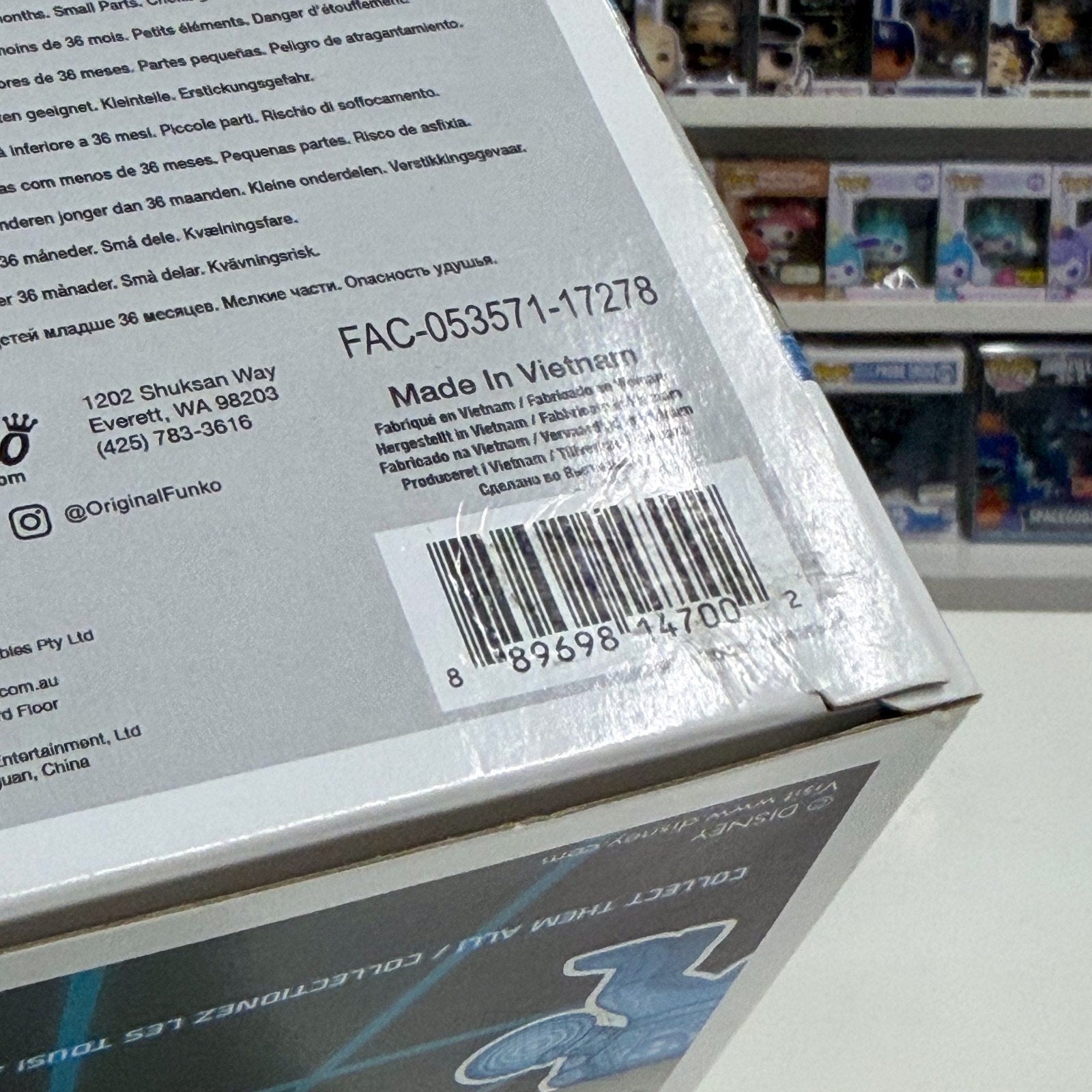 Funko Pop Disney Tron Metallic Glow Chase 489 Sci-Fi Video Game Toy Vinyl Figure