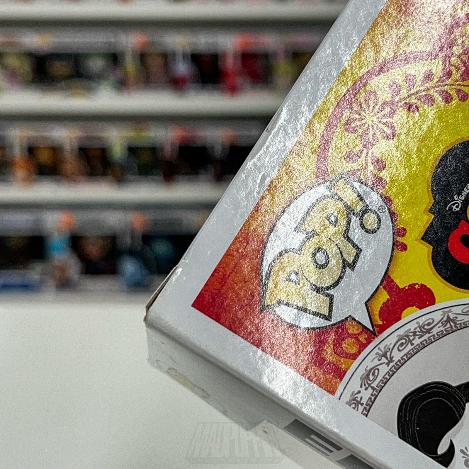 Funko Pop Disney Pixar Coco Ernesto de la Cruz 304 Día de Muertos Vinyl Figure8