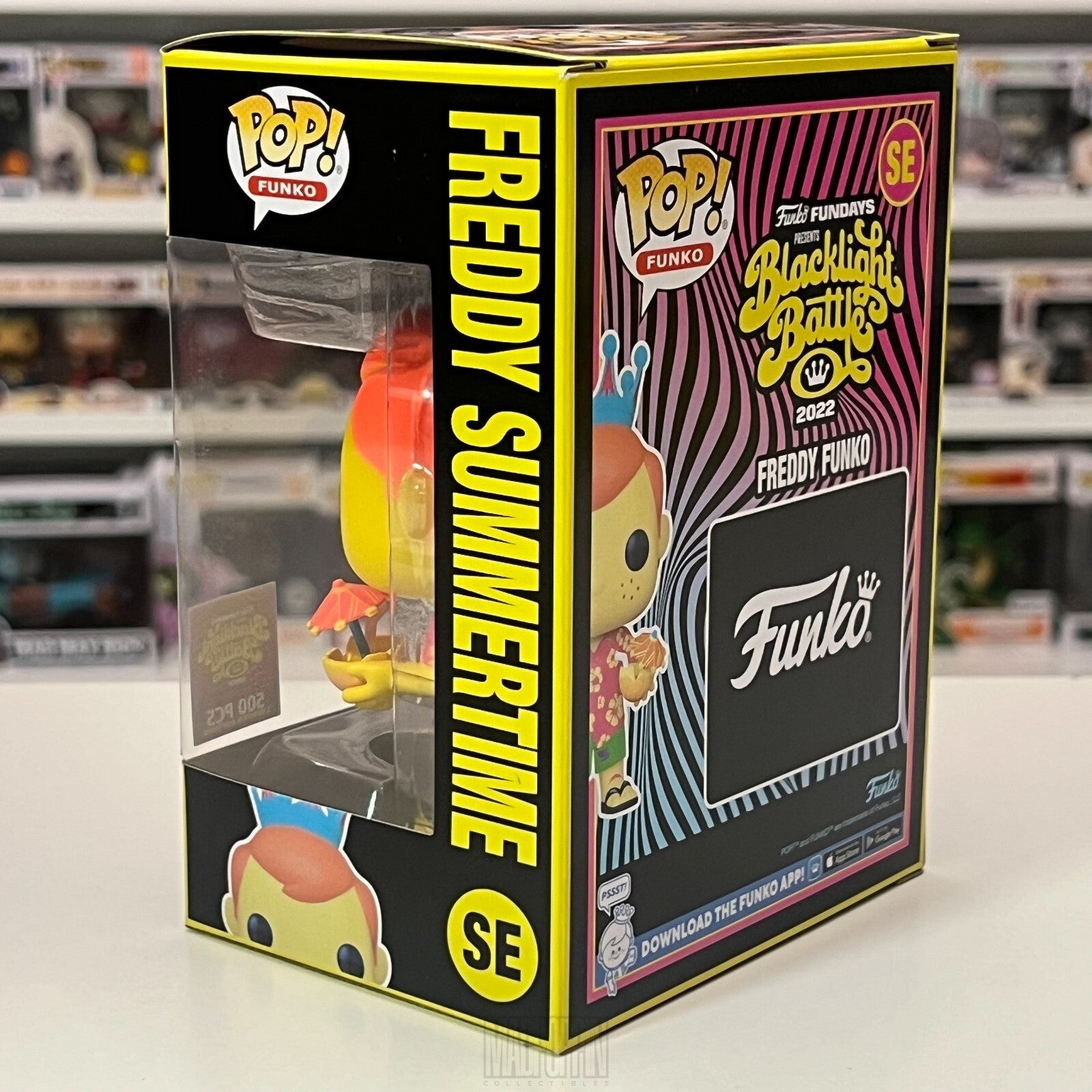 Funko Pop Freddy Summertime Fundays Blacklight Battle 2022 LE 500 Piec