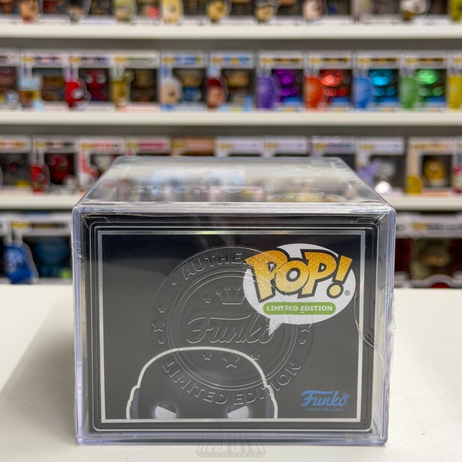 Funko Pop Comics Radiant Black 60 Glow LE 5000 PCS SDCC 2026 Toy CON STICKER