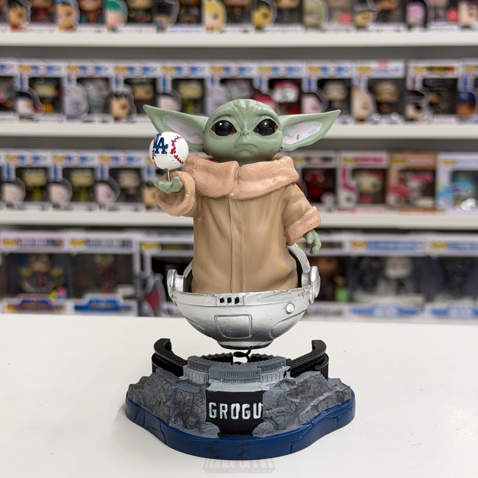 Los Angeles Dodgers Star Wars Grogu Bobblehead Exclusive Giveaway Baby Yoda Toy