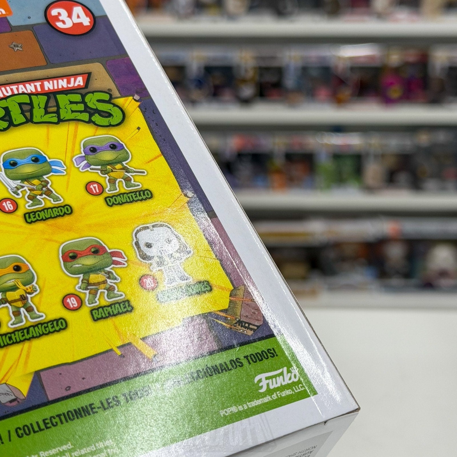 Funko Pop Retro Toys TMNT Turtles April O'Neil Specialty Series 34 Vinyl Figure