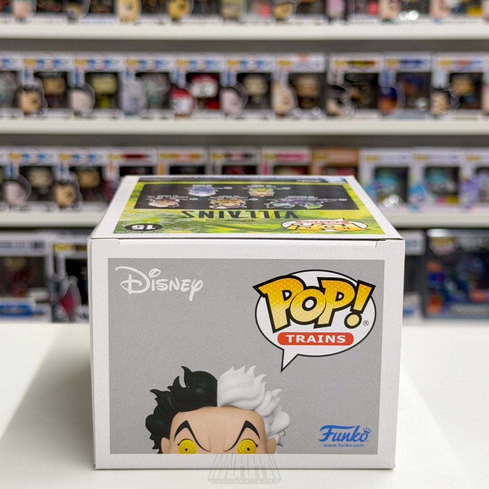 Funko Pop Trains Disney Villains Cruella de Vil Cart 15 Dalmatian Vinyl Figure