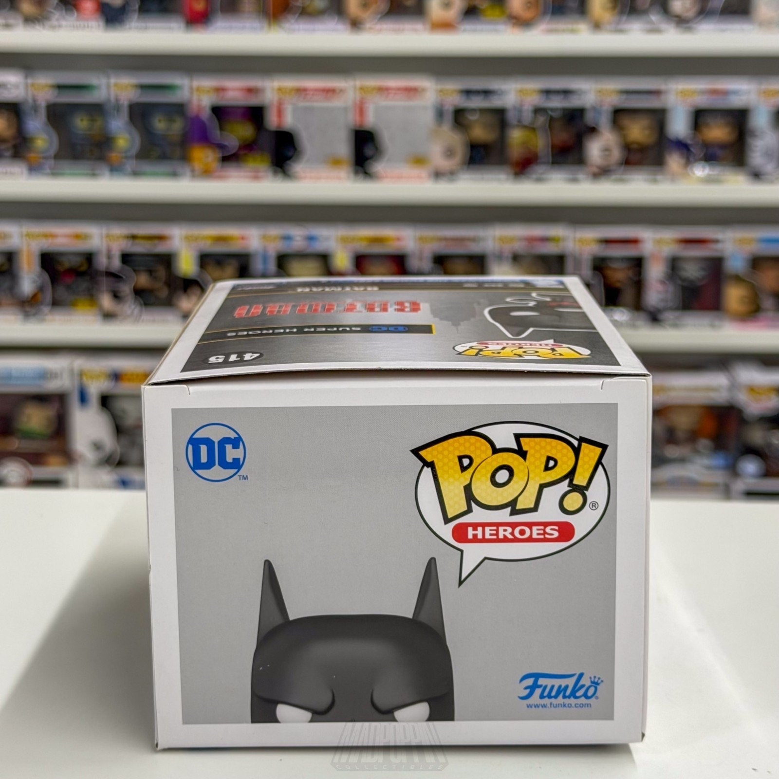 Funko Pop DC Super Heroes Batman Beyond Crouching Funko.com 415 Toy Vinyl Figure