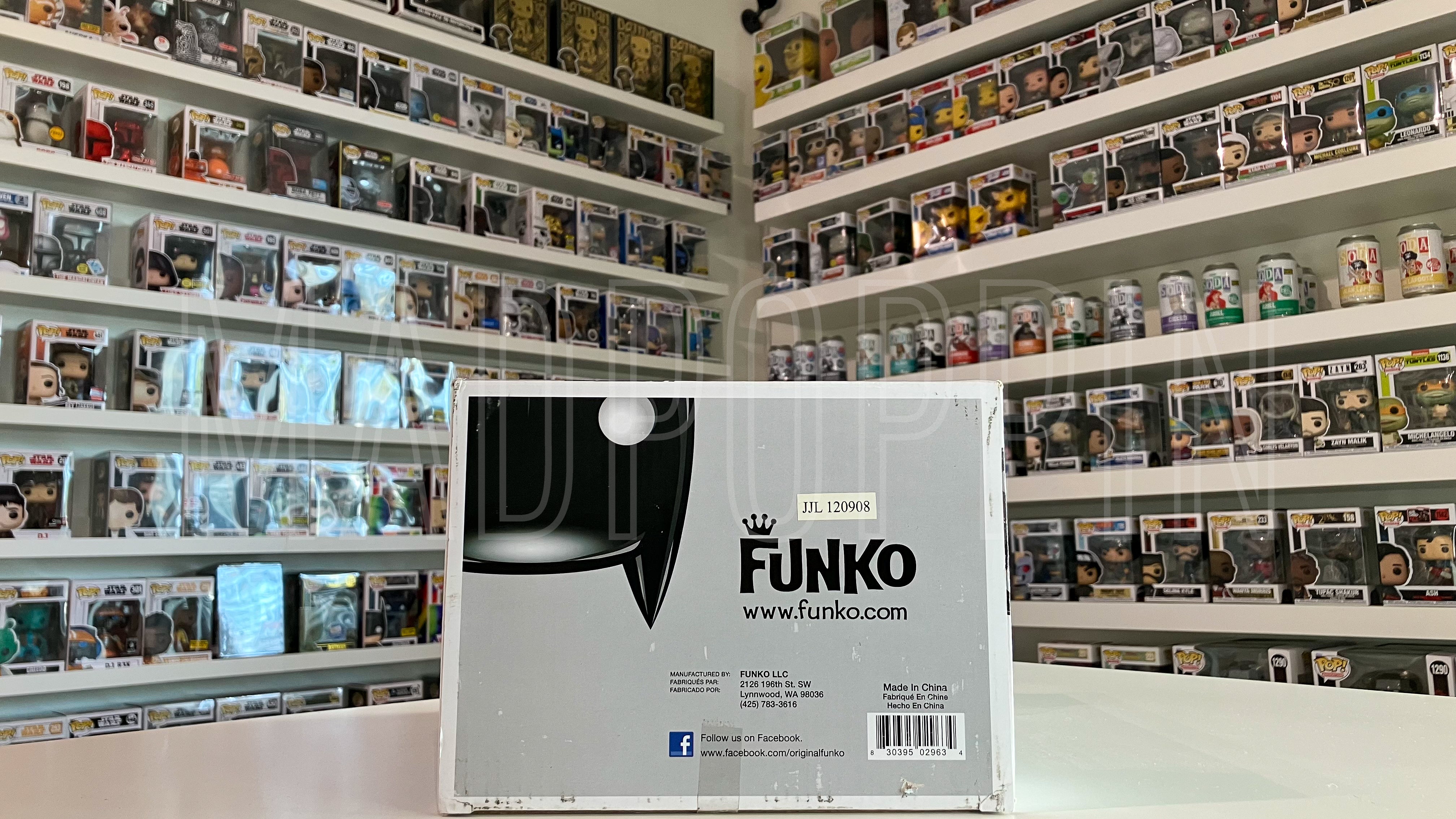 Funko POP! Heroes DC Universe Batman Giant 9 Inch Jumbo Vaulted