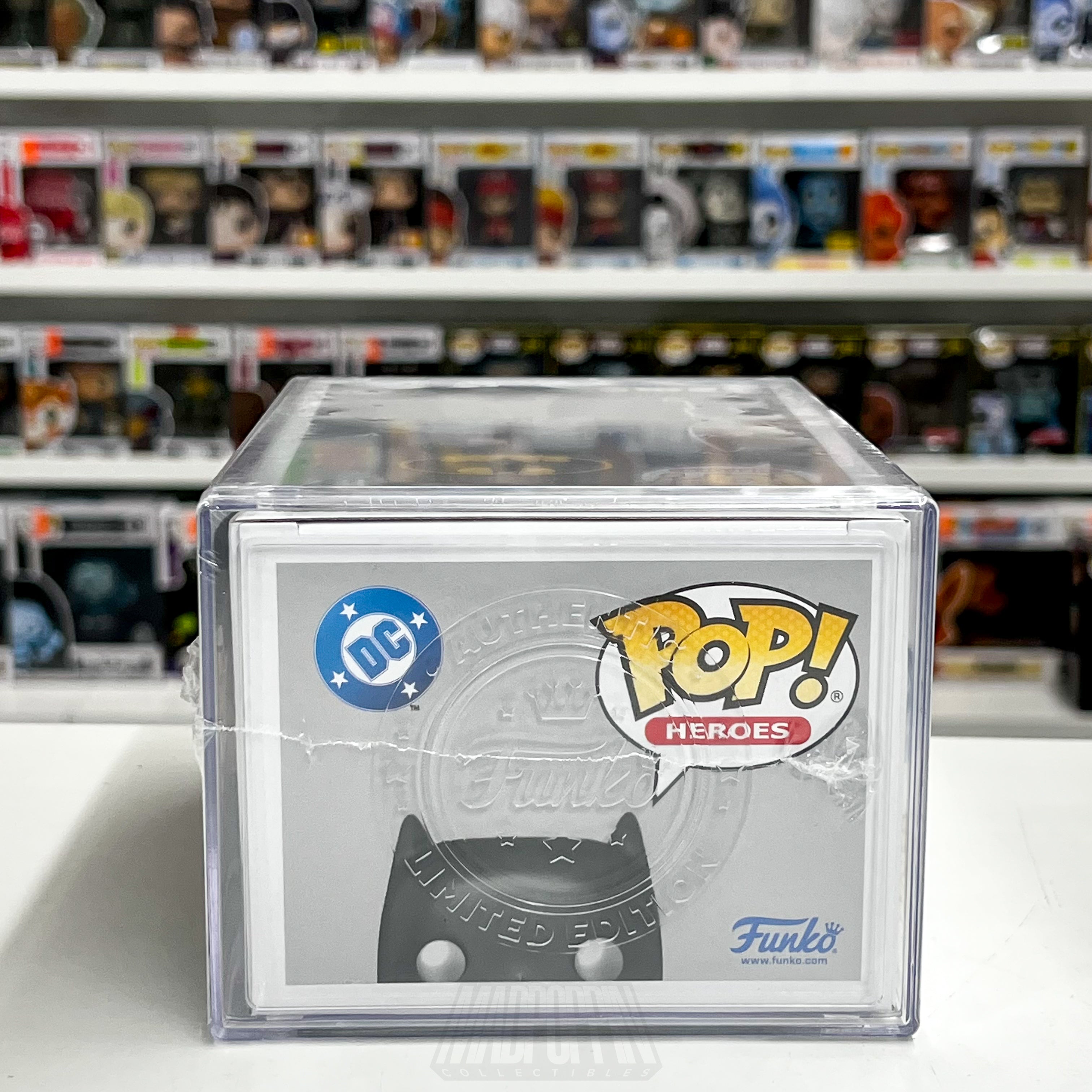 Funko Pop DC Heroes Batman Metallic 01 Mystery Blind Box Shared Sticker 2000 PCS