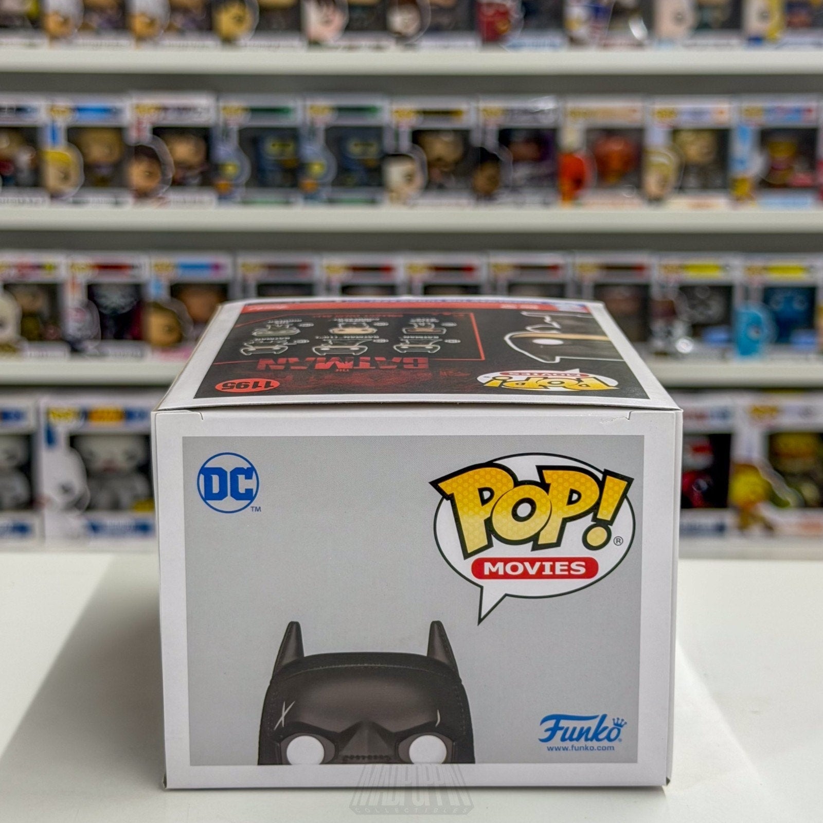Funko Pop DC Movies Batman Battle Damage Hot Topic 1195 Detective Vinyl Figure