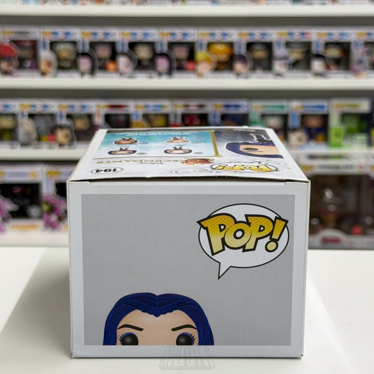 Funko Pop Disney Descendants Evie 194 Villain Kid VK Equil Queen Vinyl Figure