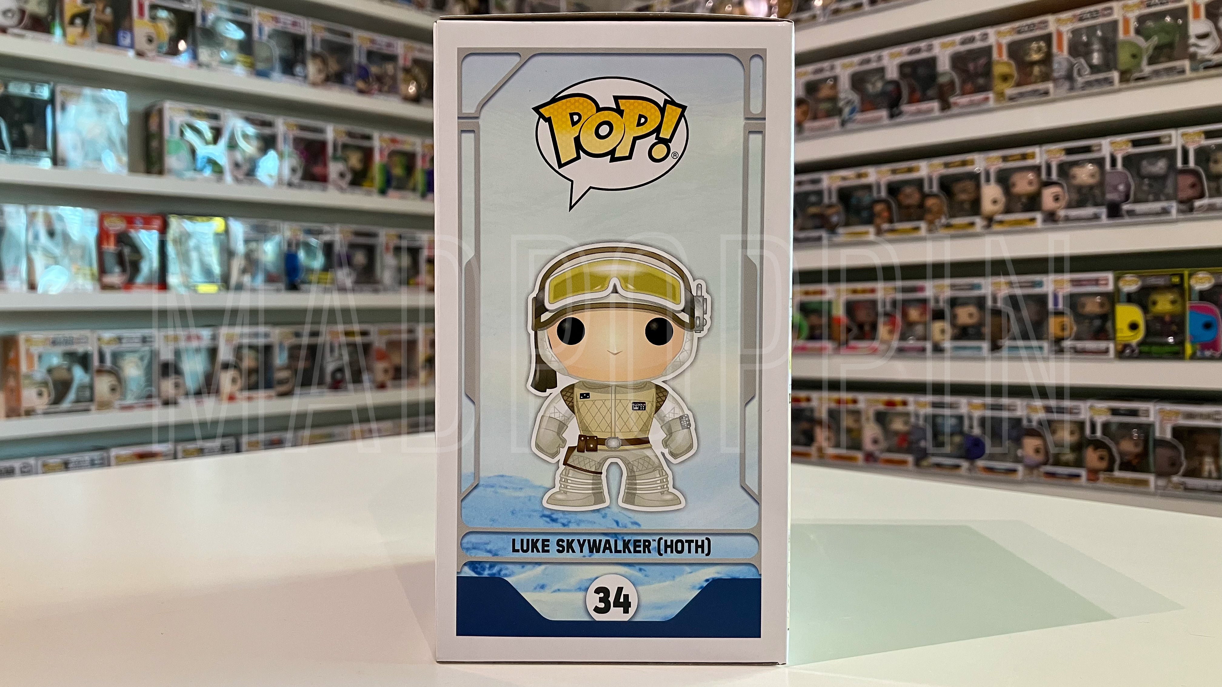 POP! Star Wars: Star Wars - Luke Skywalker [Hoth] & Pin